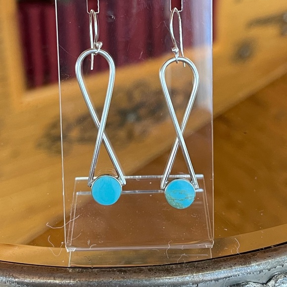 Vintage Signed AV 925 Silver and Turquois Drop Earrings - Picture 9 of 10